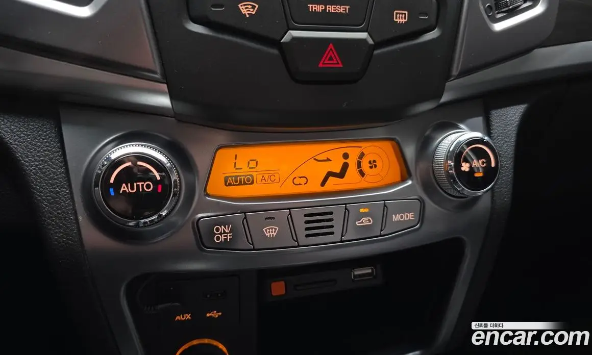 SsangYong Korando 2015 2.0 автомат (гидро), фото 16 SsangYong Korando 2015 2.0 автомат (гидро), фото 16