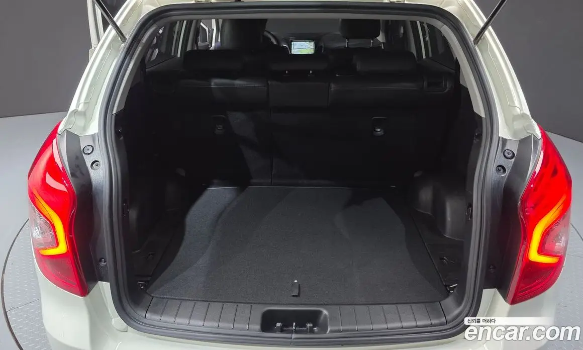 SsangYong Korando 2015 2.0 автомат (гидро), фото 19 SsangYong Korando 2015 2.0 автомат (гидро), фото 19