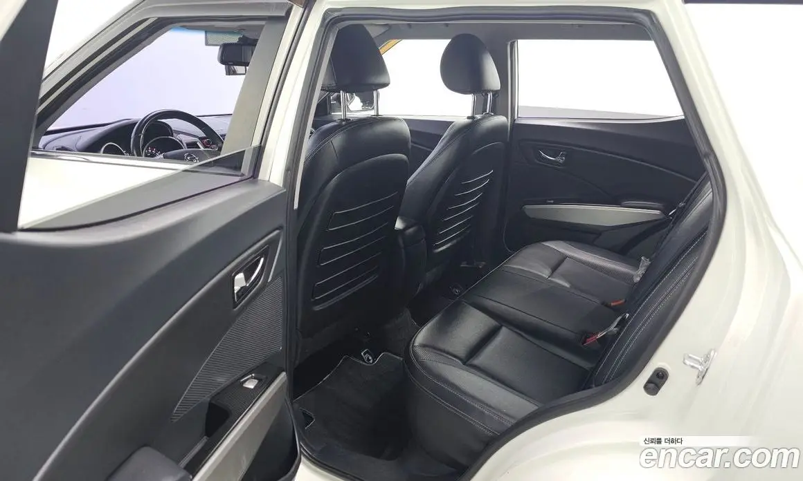 SsangYong TIBOLI 2016 1.6 автомат (гидро), фото 11 SsangYong TIBOLI 2016 1.6 автомат (гидро), фото 11