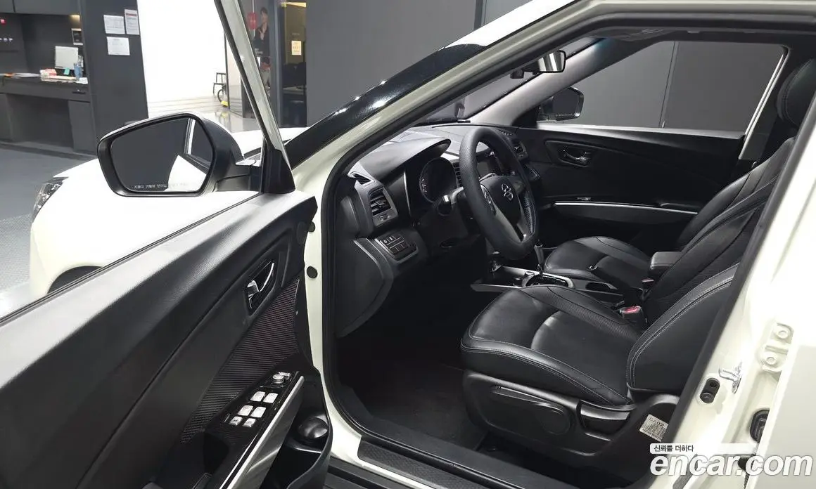 SsangYong TIBOLI 2016 1.6 автомат (гидро), фото 10 SsangYong TIBOLI 2016 1.6 автомат (гидро), фото 10