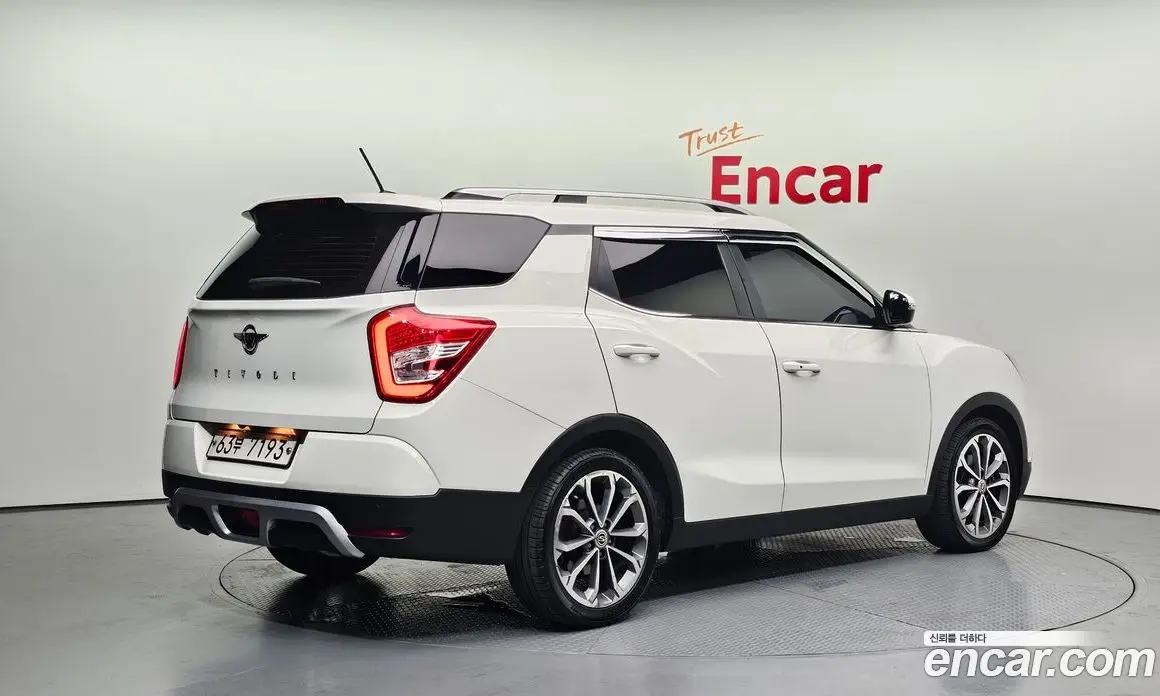 SsangYong TIBOLI 2017 1.6 автомат (гидро), фото 2 SsangYong TIBOLI 2017 1.6 автомат (гидро), фото 2