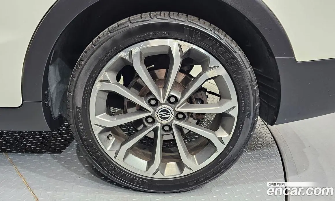 SsangYong TIBOLI 2017 1.6 автомат (гидро), фото 5 SsangYong TIBOLI 2017 1.6 автомат (гидро), фото 5