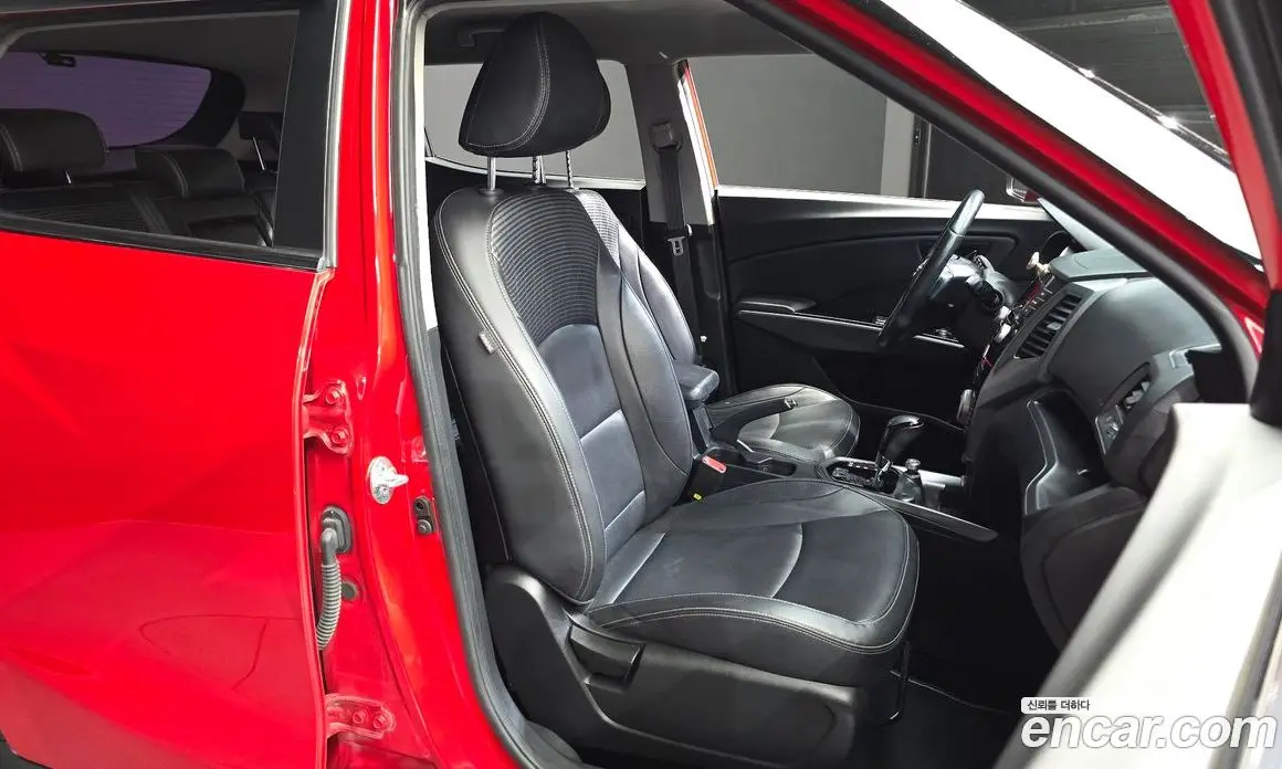 SsangYong TIBOLI 2018 1.6 автомат (гидро), фото 12 SsangYong TIBOLI 2018 1.6 автомат (гидро), фото 12
