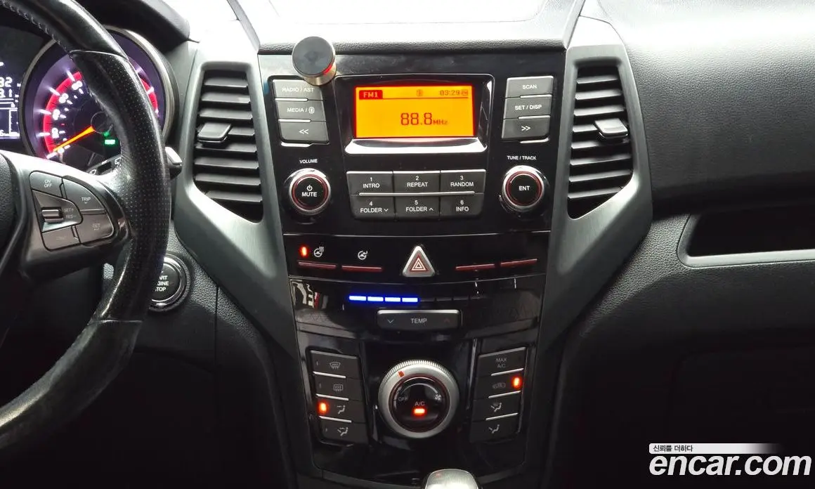 SsangYong TIBOLI 2018 1.6 автомат (гидро), фото 20 SsangYong TIBOLI 2018 1.6 автомат (гидро), фото 20