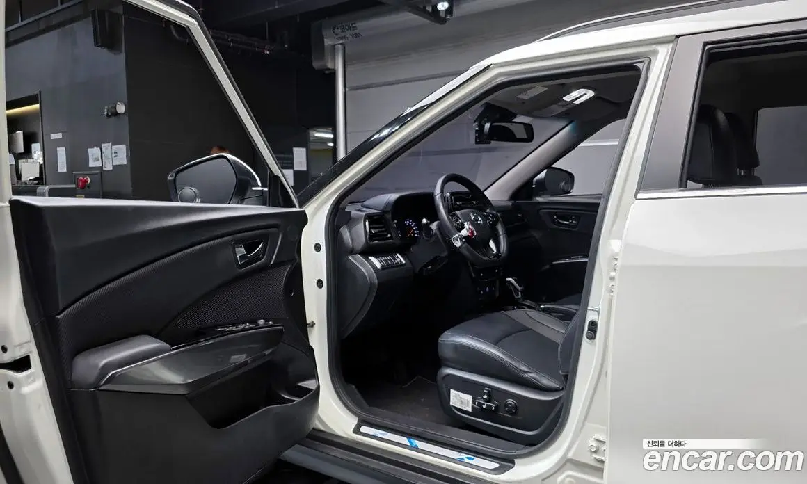 SsangYong TIBOLI 2019 1.6 автомат (гидро), фото 11 SsangYong TIBOLI 2019 1.6 автомат (гидро), фото 11