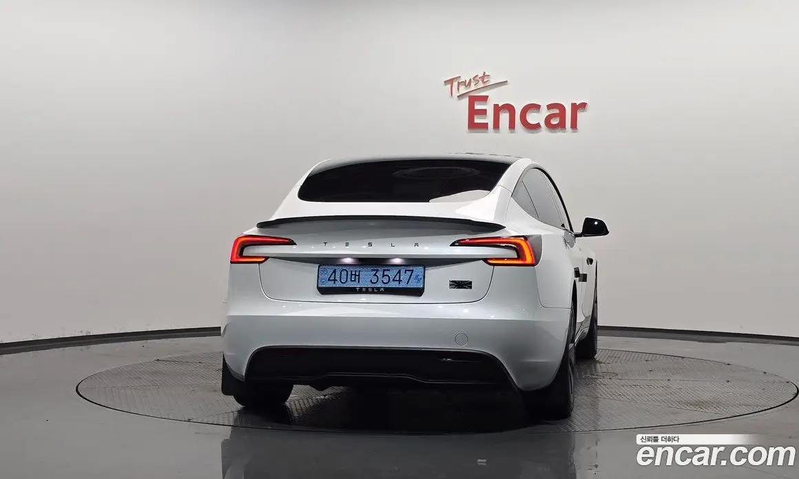Tesla Model 3 2026 0.2 автомат (гидро), фото 3 Tesla Model 3 2026 0.2 автомат (гидро), фото 3