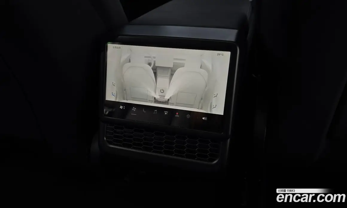 Tesla Model 3 2026 0.2 автомат (гидро), фото 29 Tesla Model 3 2026 0.2 автомат (гидро), фото 29