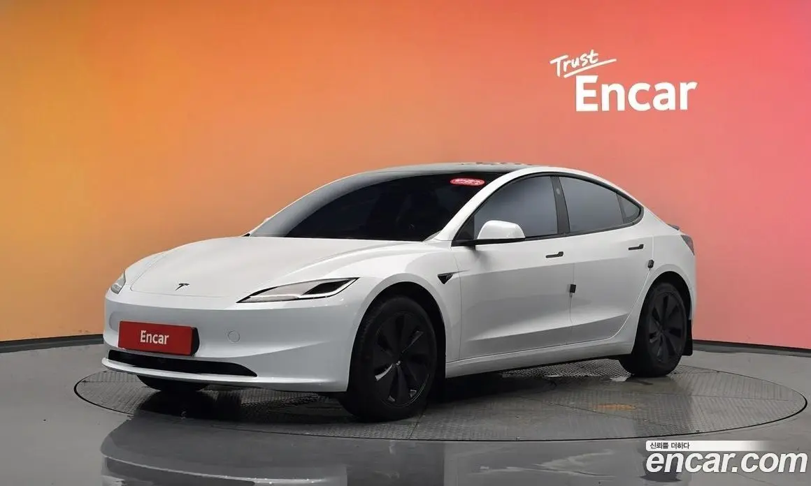 Tesla Model 3 2026 0.2 автомат (гидро), фото 32 Tesla Model 3 2026 0.2 автомат (гидро), фото 32