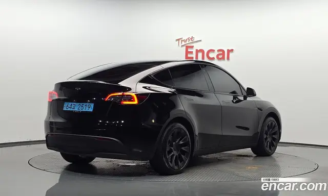 Tesla Model Y 2024 0.2 автомат (гидро), миниатюра 1 Tesla Model Y 2024 0.2 автомат (гидро), миниатюра 1