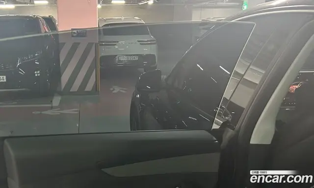 Tesla Model Y 2025 автомат (гидро), миниатюра 12