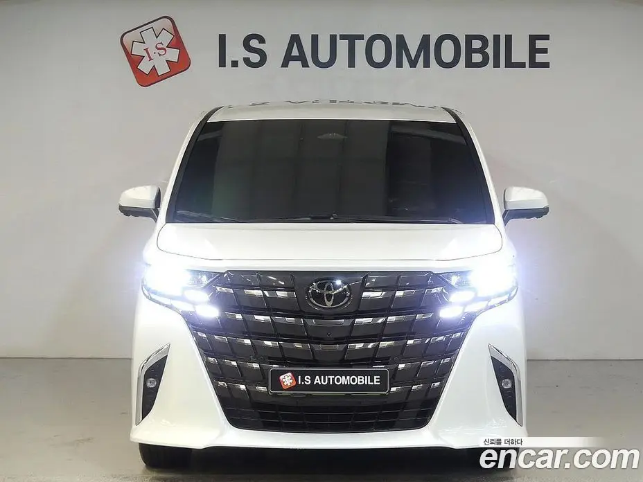 Toyota Alphard 2025 2.5 автомат (гидро), фото 2 Toyota Alphard 2025 2.5 автомат (гидро), фото 2