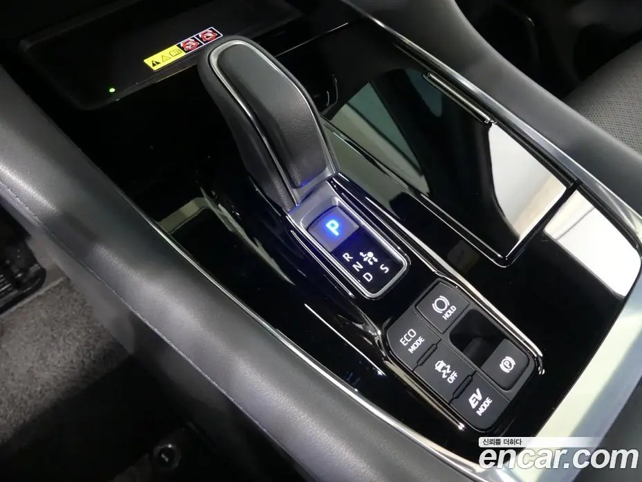 Toyota Alphard 2025 2.5 автомат (гидро), фото 8 Toyota Alphard 2025 2.5 автомат (гидро), фото 8