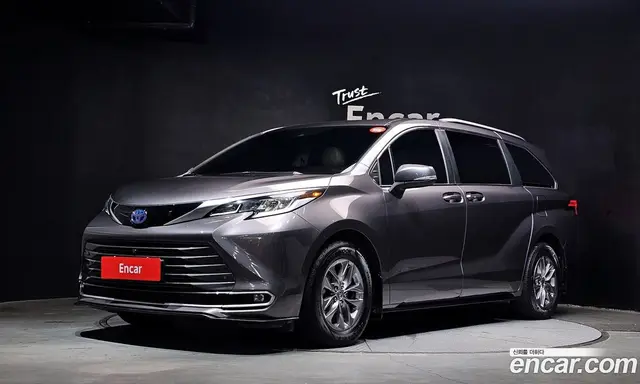 Toyota Sienna, 2023, 57 588 км