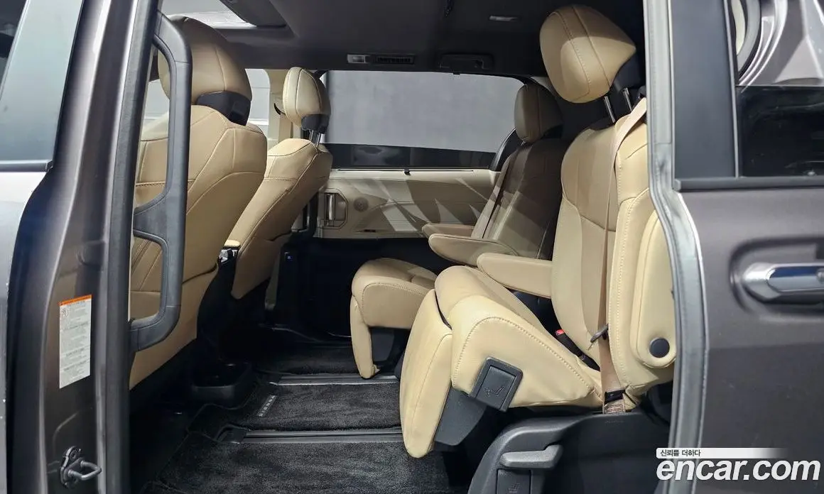 Toyota Sienna 2023 2.5 автомат (гидро), фото 19 Toyota Sienna 2023 2.5 автомат (гидро), фото 19