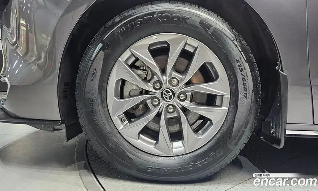 Toyota Sienna 2023 2.5 автомат (гидро), миниатюра 5 Toyota Sienna 2023 2.5 автомат (гидро), миниатюра 5