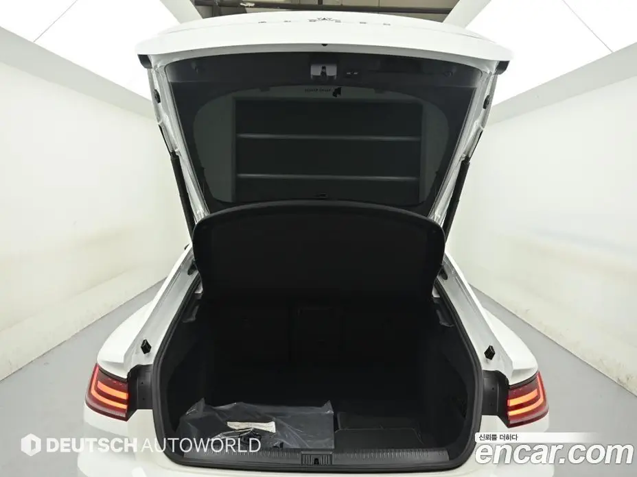 Volkswagen Arteon 2019 2.0 автомат (гидро), фото 18 Volkswagen Arteon 2019 2.0 автомат (гидро), фото 18