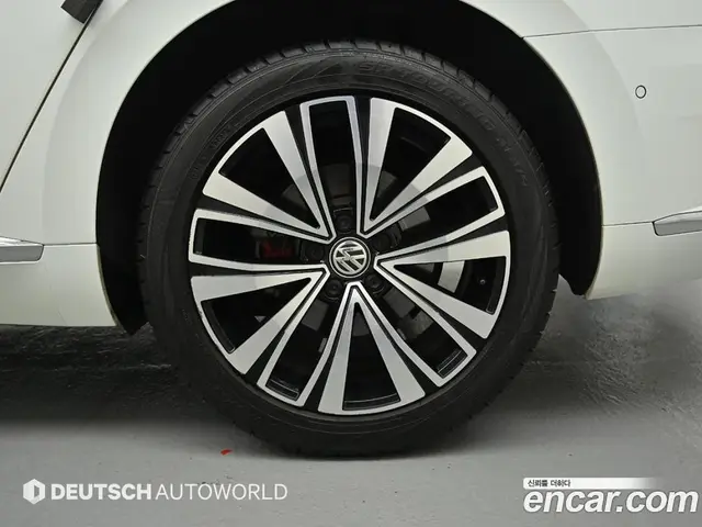 Volkswagen Arteon 2019 2.0 автомат (гидро), миниатюра 5 Volkswagen Arteon 2019 2.0 автомат (гидро), миниатюра 5