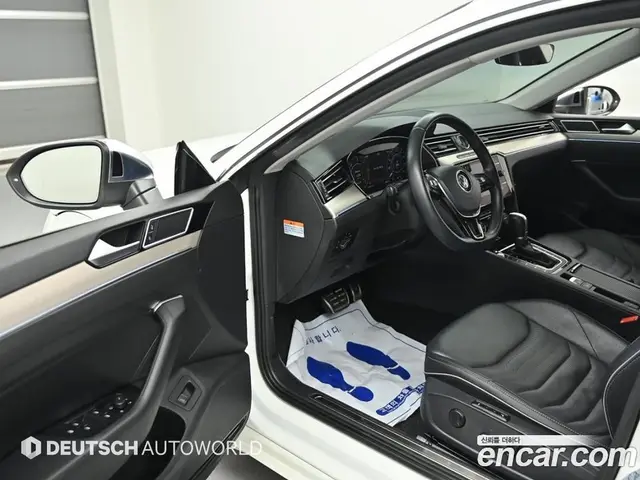 Volkswagen Arteon 2019 2.0 автомат (гидро), миниатюра 10 Volkswagen Arteon 2019 2.0 автомат (гидро), миниатюра 10