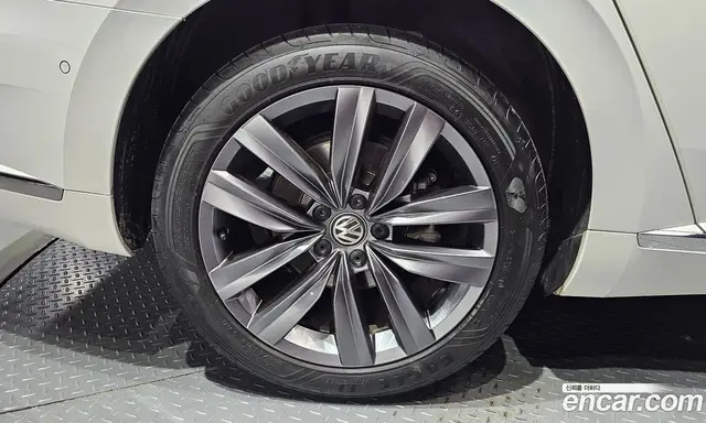 Volkswagen Arteon 2020 2.0 автомат (гидро), миниатюра 5 Volkswagen Arteon 2020 2.0 автомат (гидро), миниатюра 5