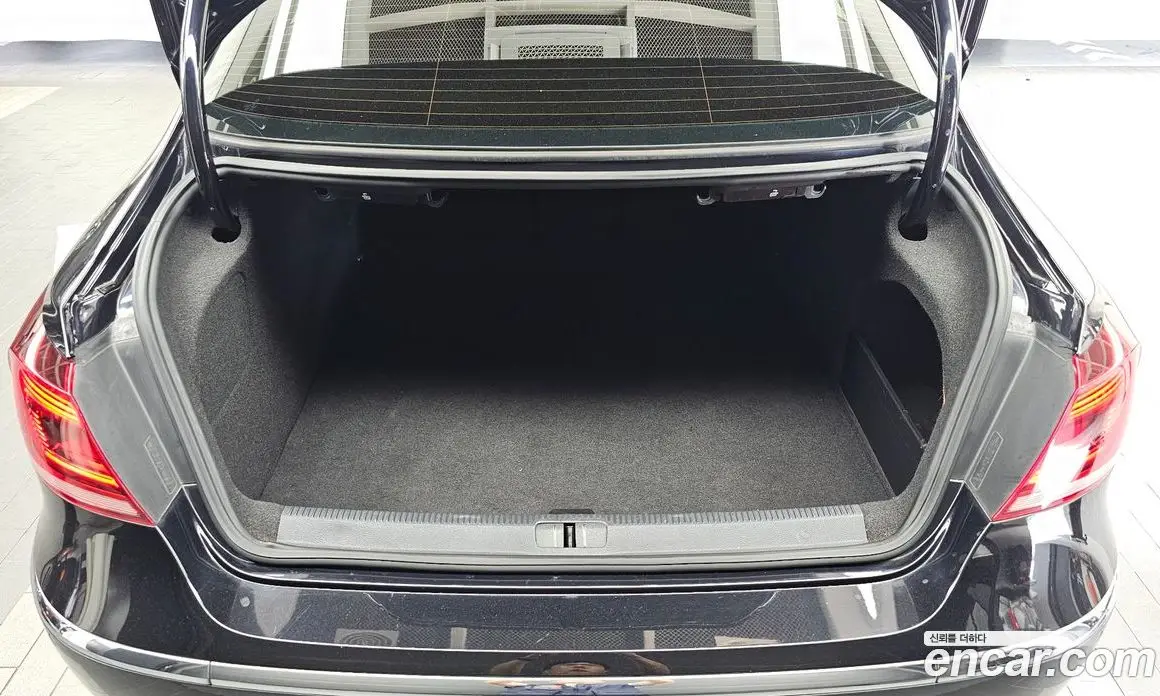 Volkswagen CC 2012 2.0 автомат (гидро), фото 20 Volkswagen CC 2012 2.0 автомат (гидро), фото 20