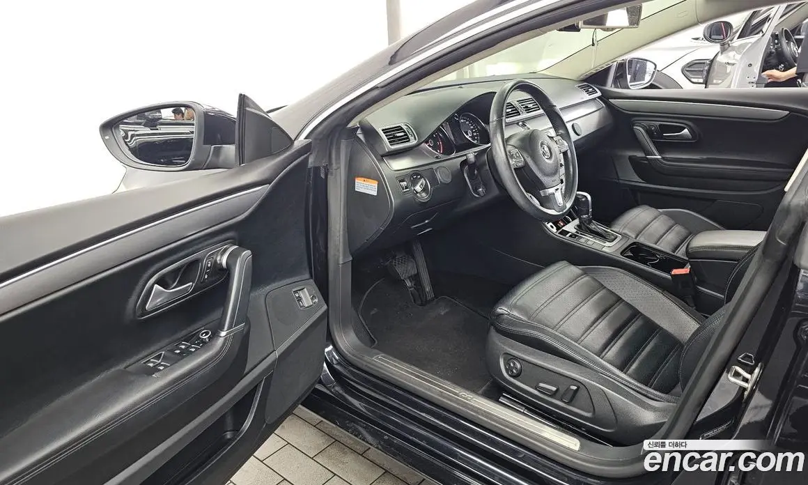 Volkswagen CC 2012 2.0 автомат (гидро), фото 10 Volkswagen CC 2012 2.0 автомат (гидро), фото 10