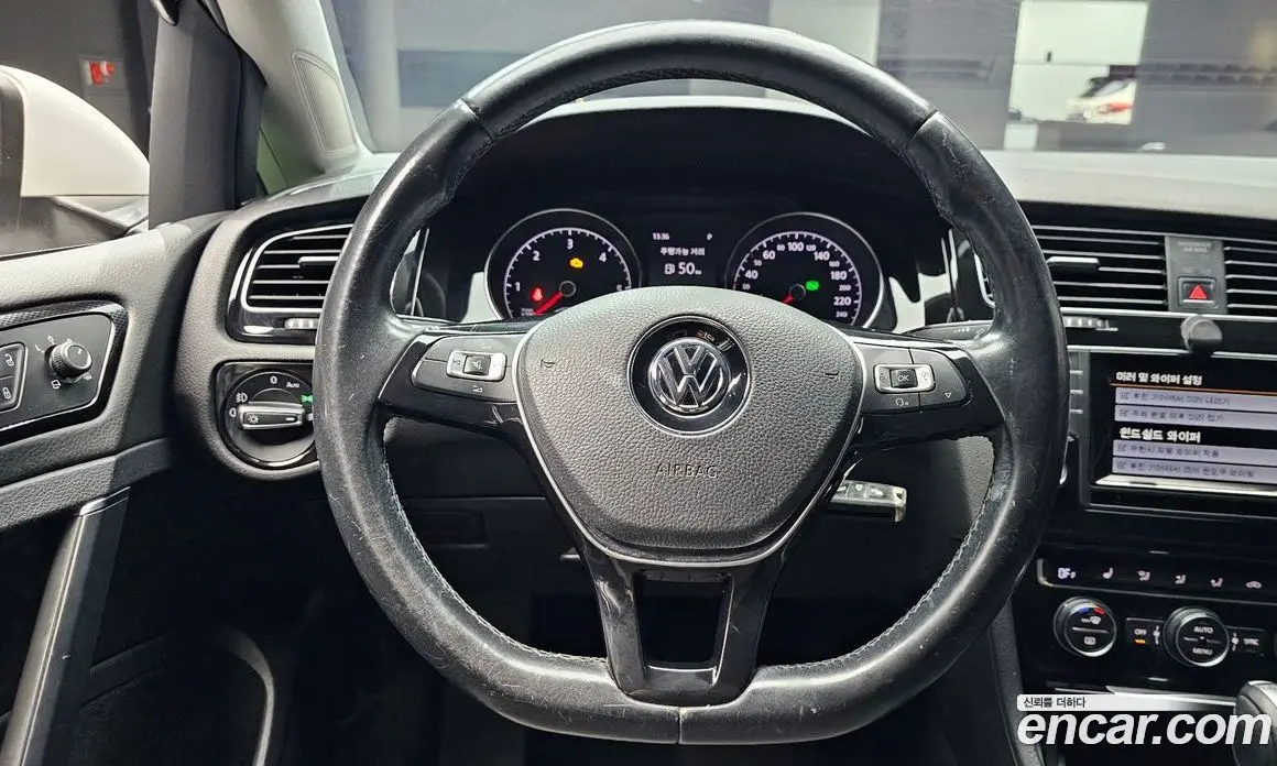 Volkswagen Golf 2015 2.0 автомат (гидро), фото 14 Volkswagen Golf 2015 2.0 автомат (гидро), фото 14