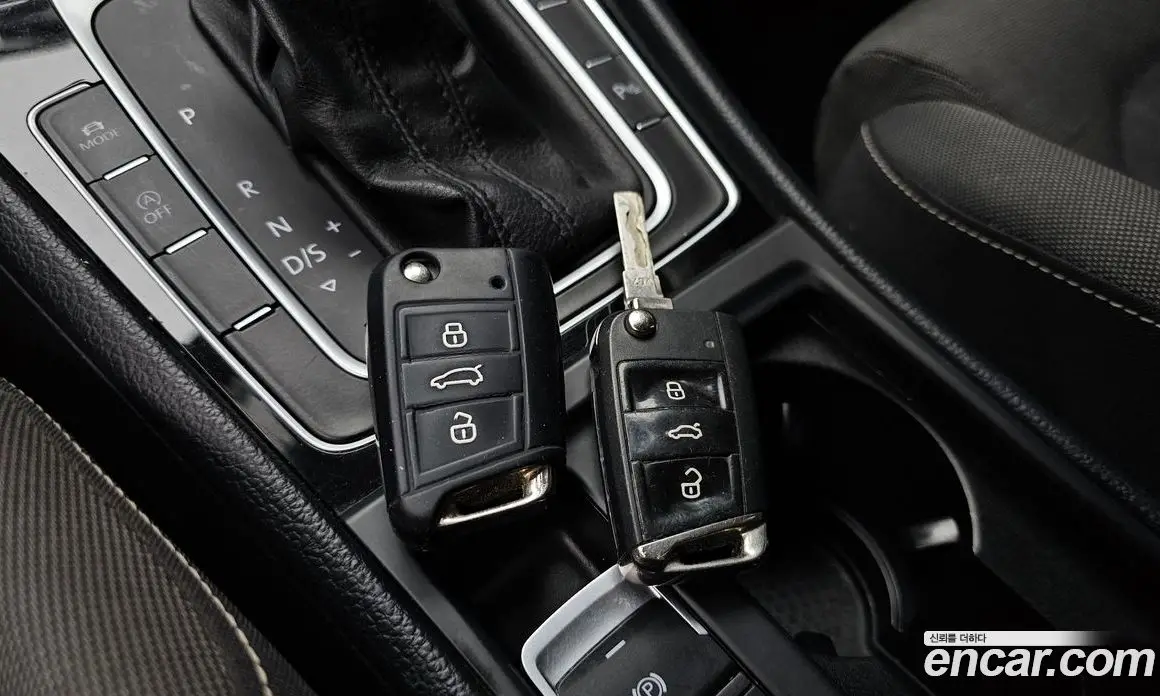 Volkswagen Golf 2015 2.0 автомат (гидро), фото 15 Volkswagen Golf 2015 2.0 автомат (гидро), фото 15
