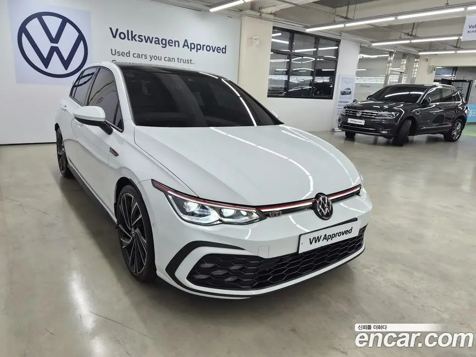Volkswagen Golf 2024 2.0 автомат (гидро), фото 16 Volkswagen Golf 2024 2.0 автомат (гидро), фото 16
