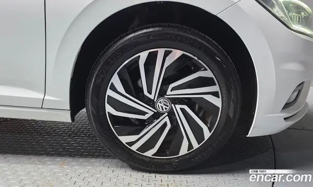 Volkswagen Jetta 2021 1.4 автомат (гидро), миниатюра 7