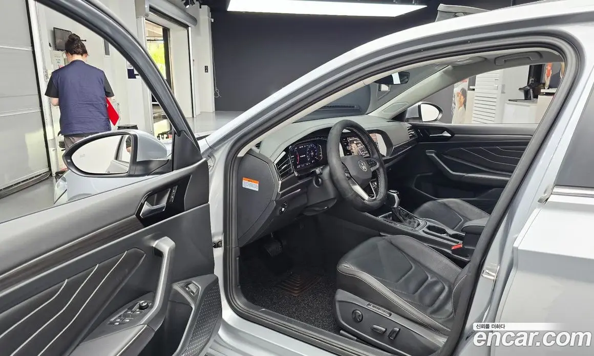 Volkswagen Jetta 2023 1.5 автомат (гидро), фото 13 Volkswagen Jetta 2023 1.5 автомат (гидро), фото 13