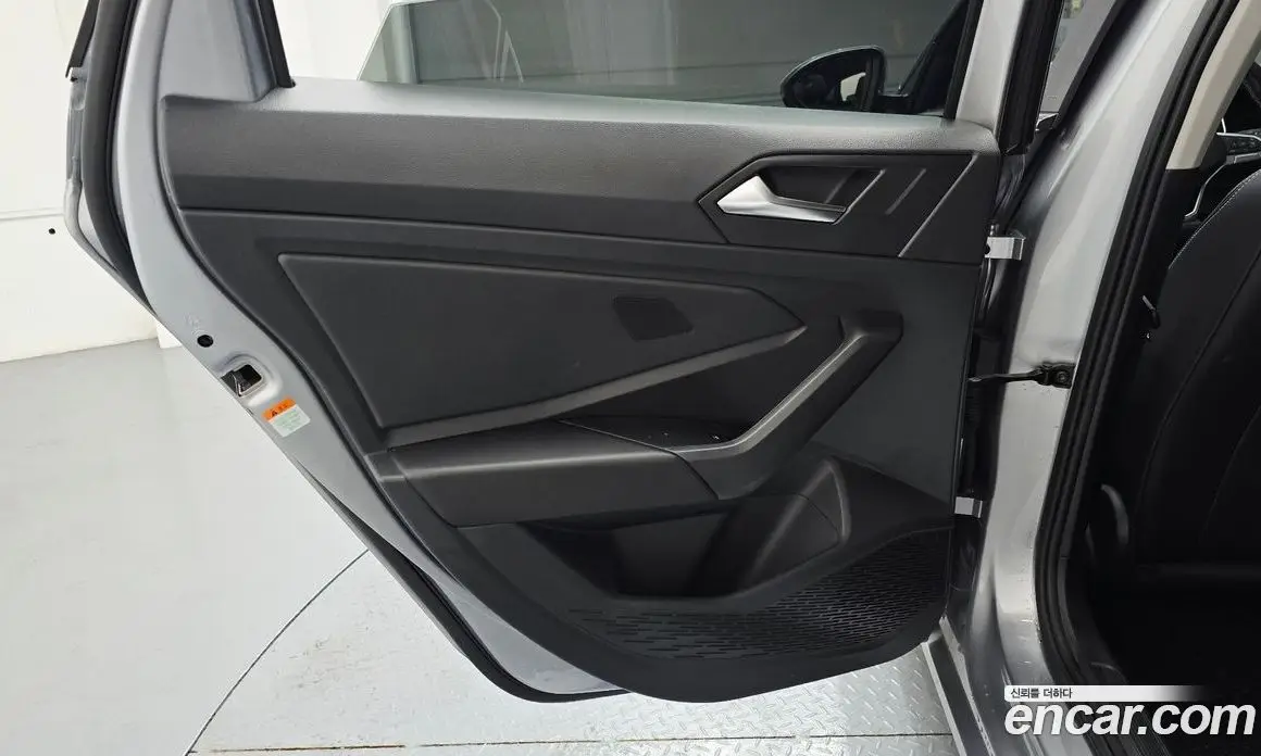 Volkswagen Jetta 2023 1.5 автомат (гидро), фото 15 Volkswagen Jetta 2023 1.5 автомат (гидро), фото 15
