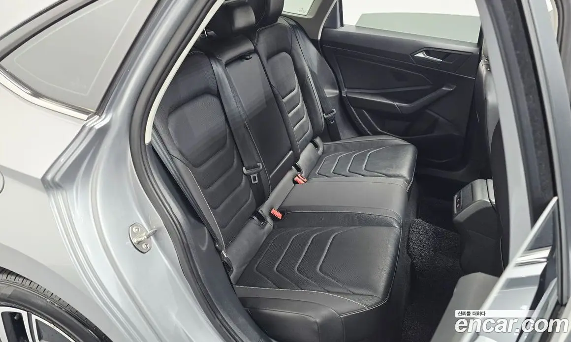 Volkswagen Jetta 2023 1.5 автомат (гидро), фото 18 Volkswagen Jetta 2023 1.5 автомат (гидро), фото 18