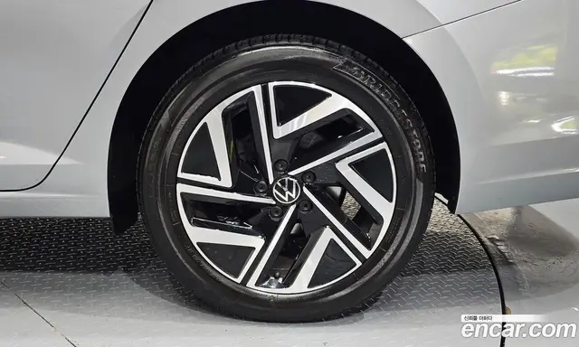 Volkswagen Jetta 2023 1.5 автомат (гидро), миниатюра 7 Volkswagen Jetta 2023 1.5 автомат (гидро), миниатюра 7