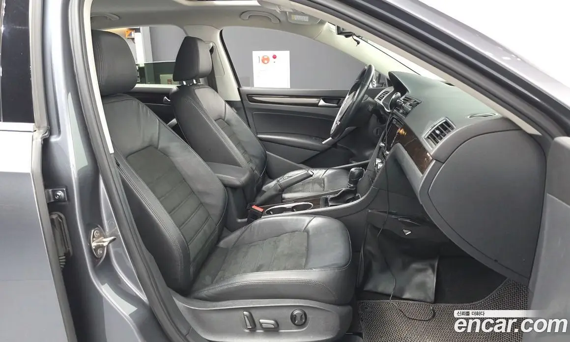 Volkswagen Passat 2015 2.0 автомат (гидро), фото 11