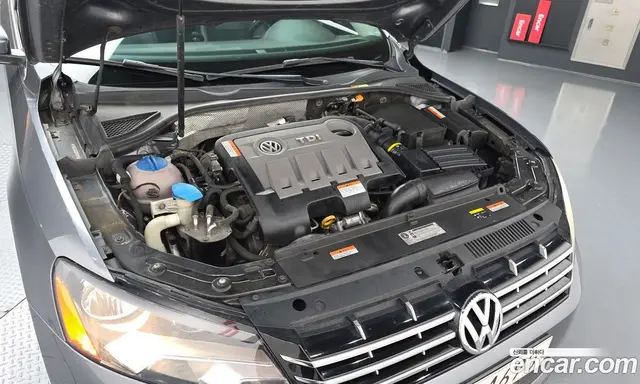 Volkswagen Passat 2015 2.0 автомат (гидро), миниатюра 6