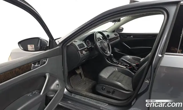 Volkswagen Passat 2015 2.0 автомат (гидро), миниатюра 10