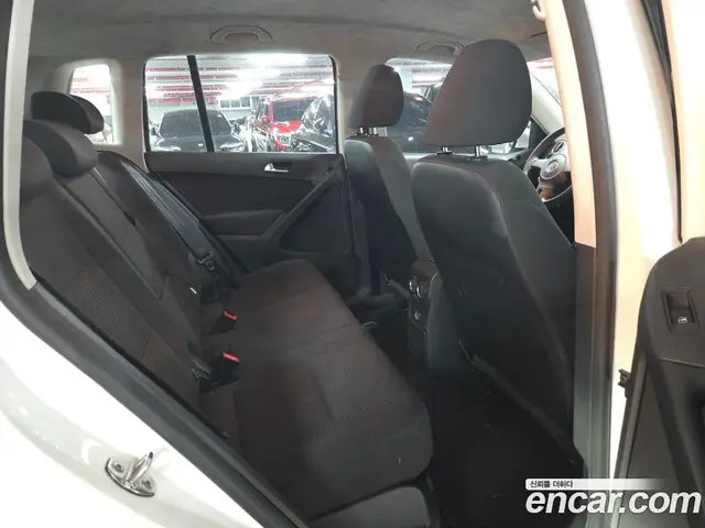 Volkswagen Tiguan 2014 2.0 автомат (гидро), миниатюра 8 Volkswagen Tiguan 2014 2.0 автомат (гидро), миниатюра 8