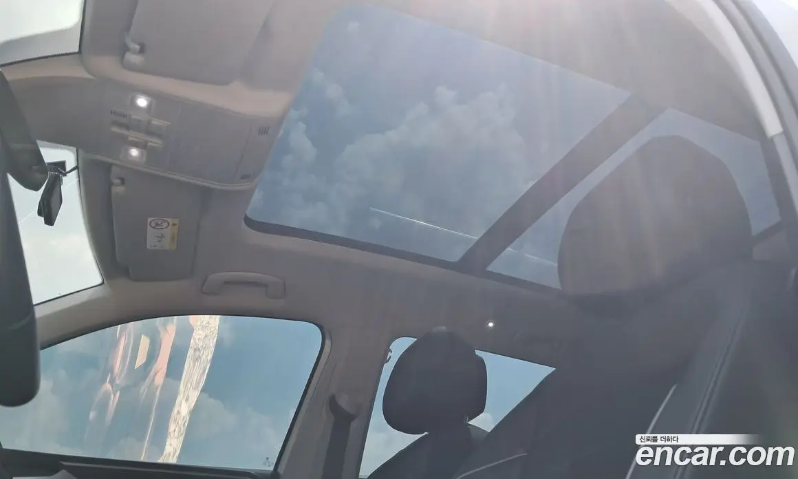 Volkswagen Tiguan 2023 2.0 автомат (гидро), фото 17 Volkswagen Tiguan 2023 2.0 автомат (гидро), фото 17