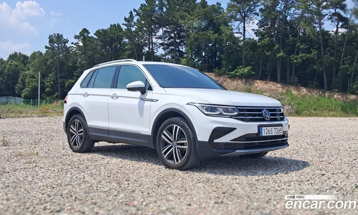 Volkswagen Tiguan 2023 2.0 автомат (гидро), фото 3 Volkswagen Tiguan 2023 2.0 автомат (гидро), фото 3