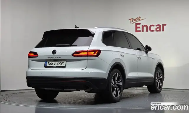 Volkswagen Touareg 2020 3.0 автомат (гидро), миниатюра 2 Volkswagen Touareg 2020 3.0 автомат (гидро), миниатюра 2