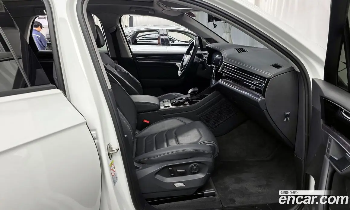 Volkswagen Touareg 2020 3.0 автомат (гидро), фото 11 Volkswagen Touareg 2020 3.0 автомат (гидро), фото 11