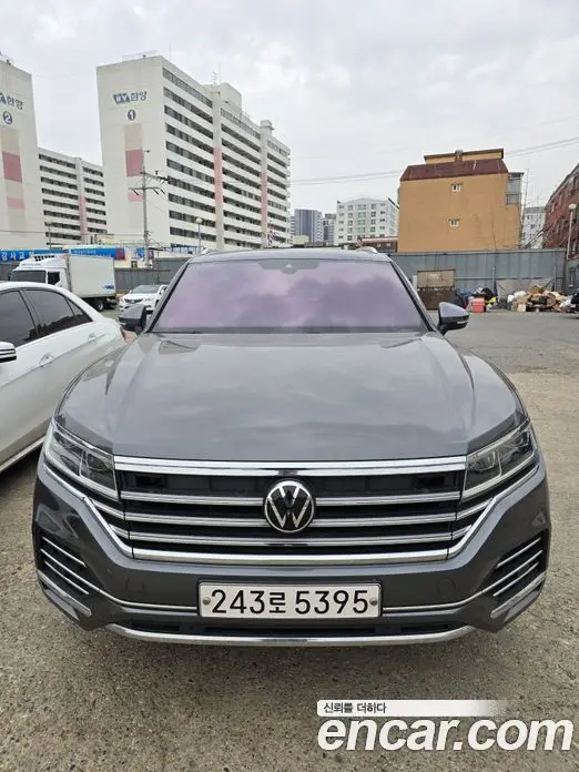 Volkswagen Touareg 2021 3.0 автомат (гидро), миниатюра 3 Volkswagen Touareg 2021 3.0 автомат (гидро), миниатюра 3
