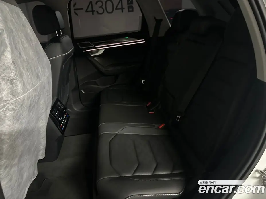 Volkswagen Touareg 2026 3.0 автомат (гидро), фото 14 Volkswagen Touareg 2026 3.0 автомат (гидро), фото 14