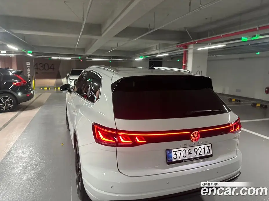 Volkswagen Touareg 2026 3.0 автомат (гидро), фото 4 Volkswagen Touareg 2026 3.0 автомат (гидро), фото 4