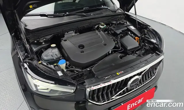 Volvo XC40 2022 2.0 автомат (гидро), миниатюра 6 Volvo XC40 2022 2.0 автомат (гидро), миниатюра 6