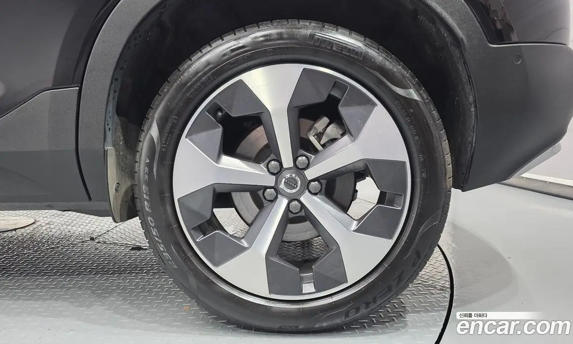 Volvo XC40 2022 2.0 автомат (гидро), фото 7 Volvo XC40 2022 2.0 автомат (гидро), фото 7
