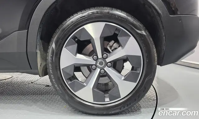 Volvo XC40 2022 2.0 автомат (гидро), миниатюра 7 Volvo XC40 2022 2.0 автомат (гидро), миниатюра 7