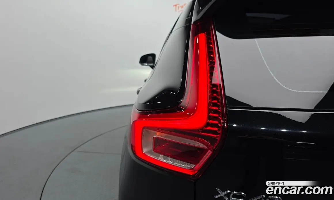 Volvo XC40 2022 2.0 автомат (гидро), фото 9 Volvo XC40 2022 2.0 автомат (гидро), фото 9