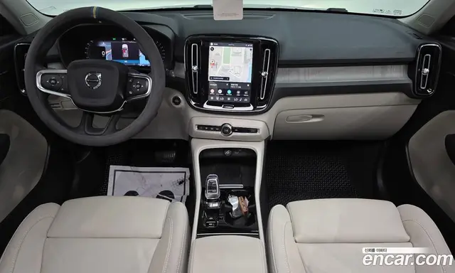 Volvo XC40 2022 2.0 автомат (гидро), миниатюра 10 Volvo XC40 2022 2.0 автомат (гидро), миниатюра 10