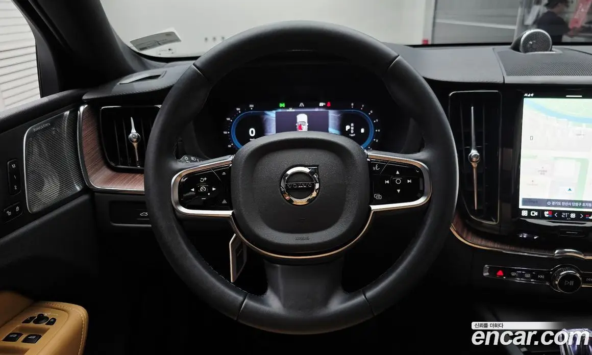 Volvo XC60 2024 2.0 автомат (гидро), фото 20 Volvo XC60 2024 2.0 автомат (гидро), фото 20